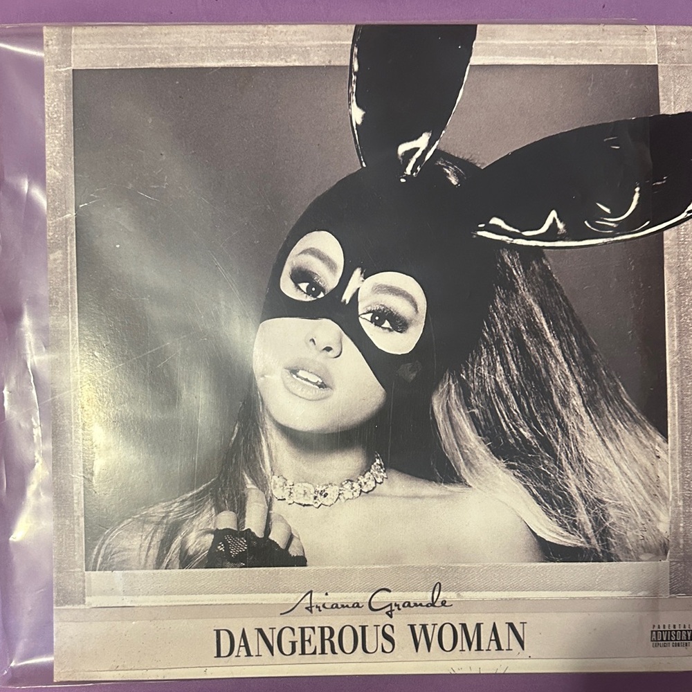 Ariana Grande Dangerous Woman Vinyl